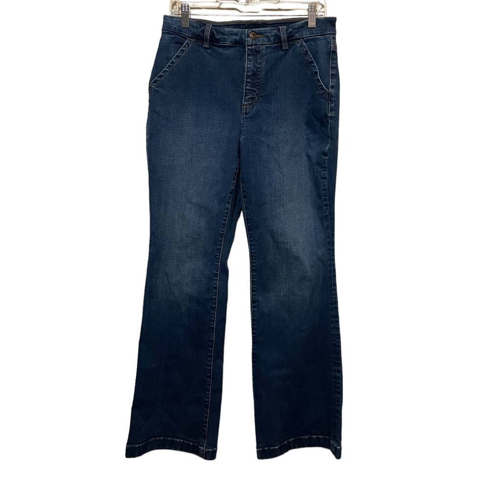 Women’s Duluth Trading Bootcut Mid‎ Wash Jeans